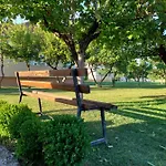 Helena Airport Апартаменти Подгориця