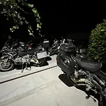 Helena Airport شقة *