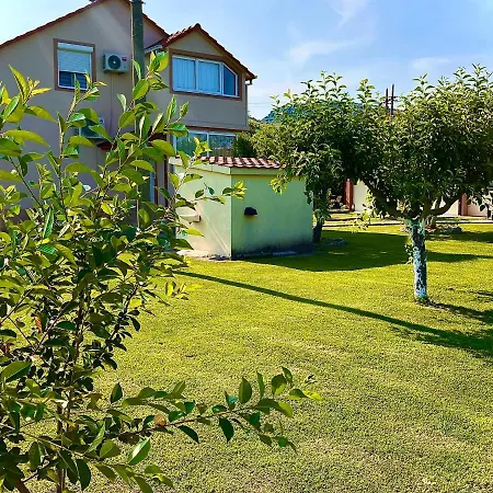 Apartment Helena Airport