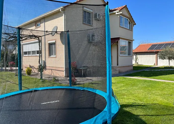 Helena Airport Apartamento *